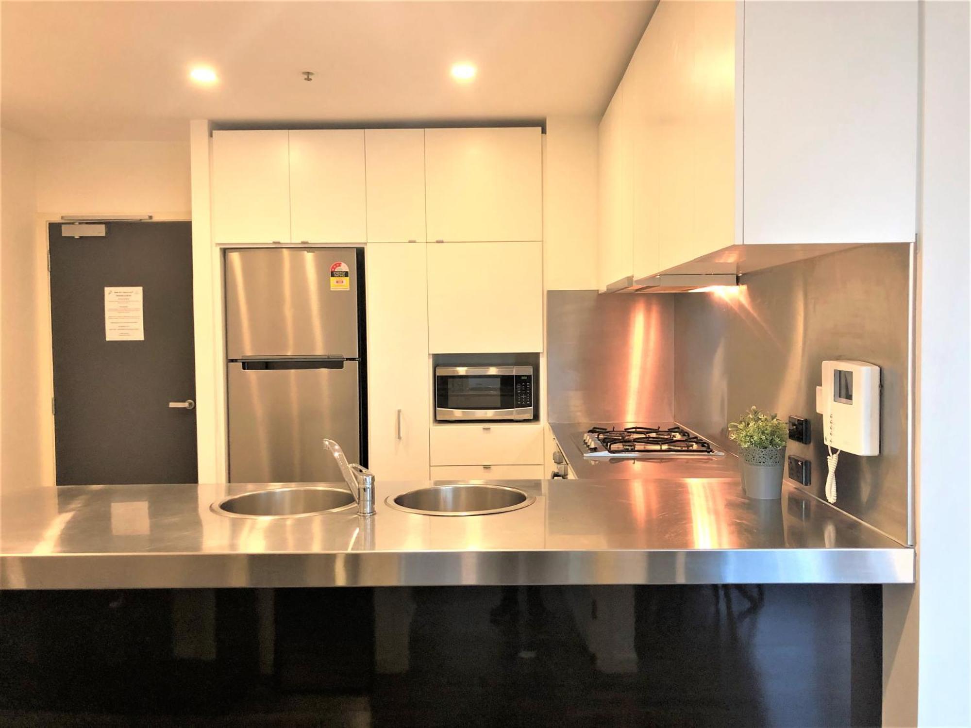 Readyset Apartments At Liberty Melbourne Ngoại thất bức ảnh