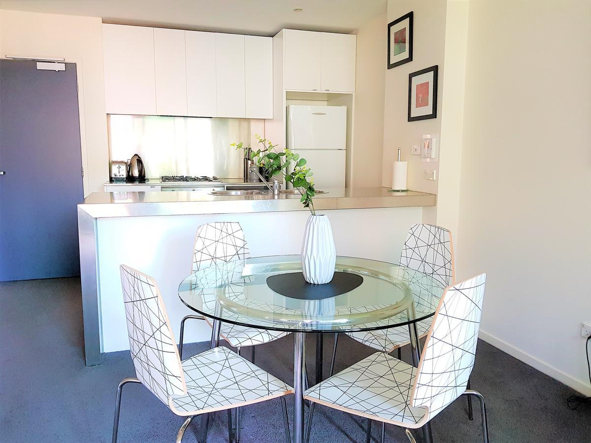 Readyset Apartments At Liberty Melbourne Ngoại thất bức ảnh