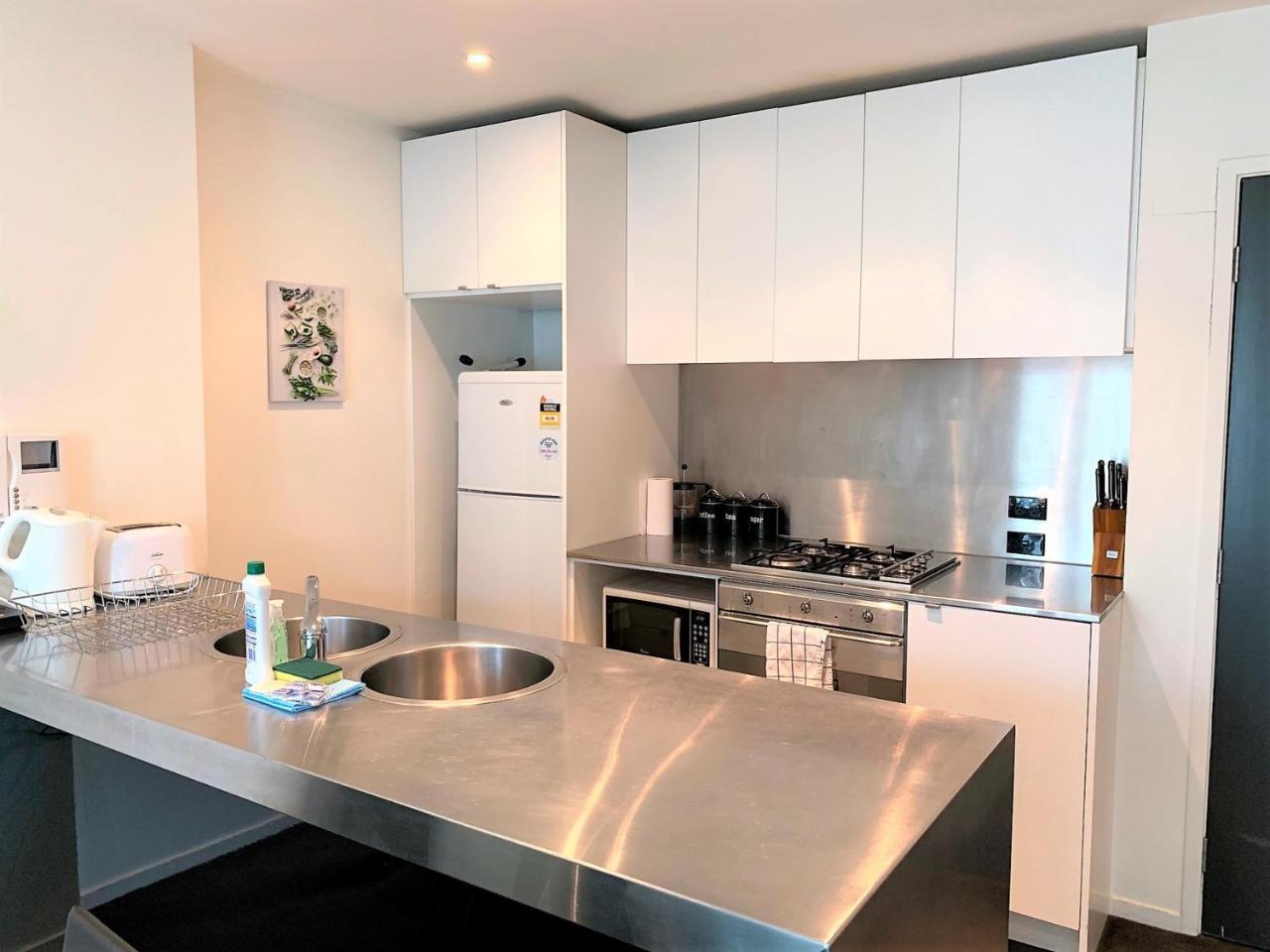 Readyset Apartments At Liberty Melbourne Ngoại thất bức ảnh